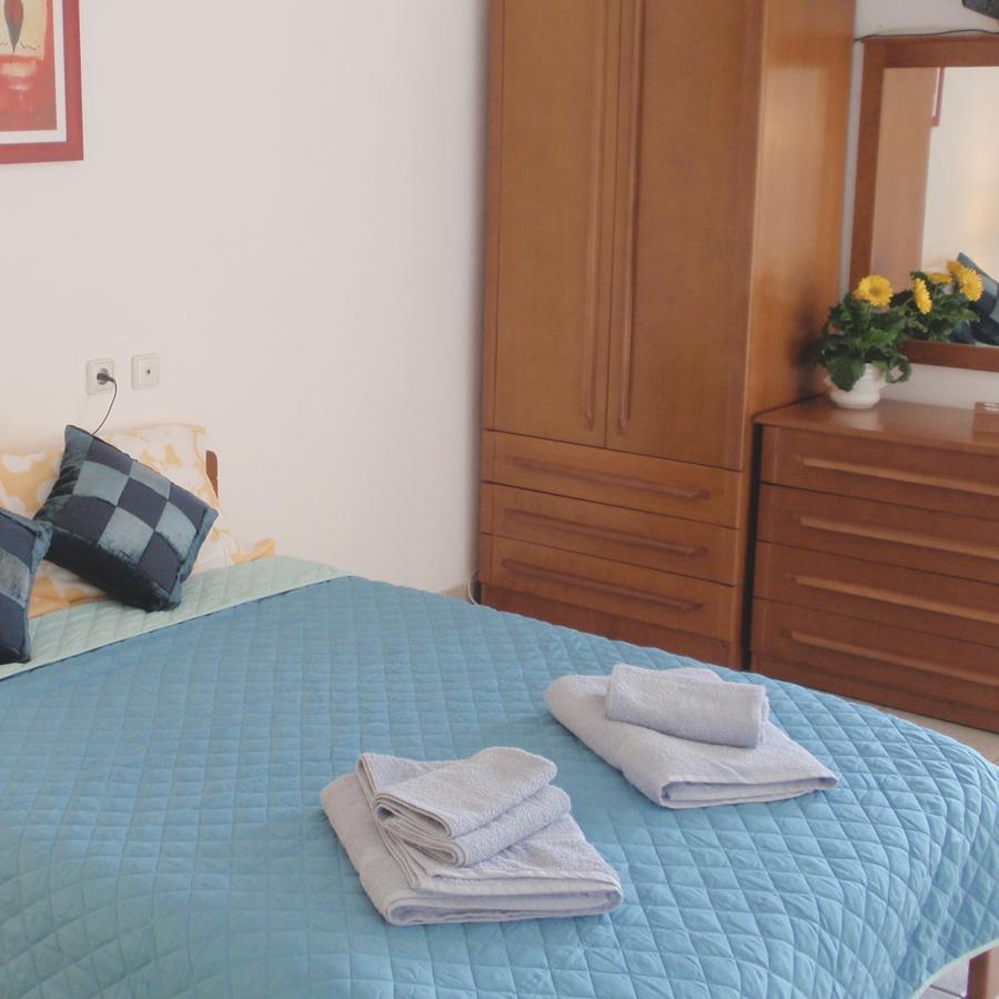 Hotel Nestor Toroni Habitación foto